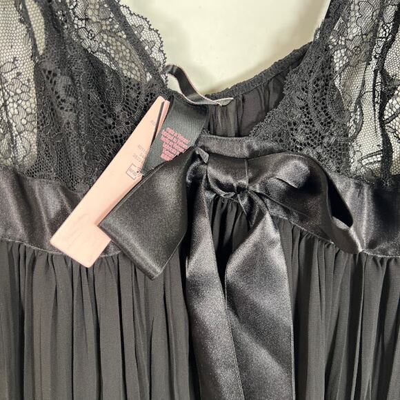 NEW! Victoria’s Secret Women's Black Lace Babydoll Top M Mesh Chemise *Read - Picture 5 of 9